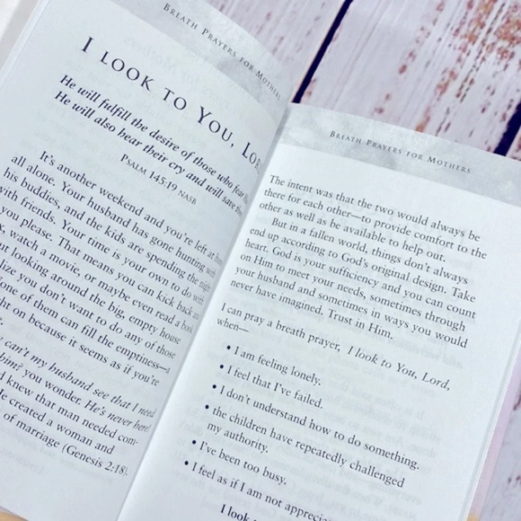 Breath Prayers for Mothers spiritual inspirational small book - Picture 6 of 7